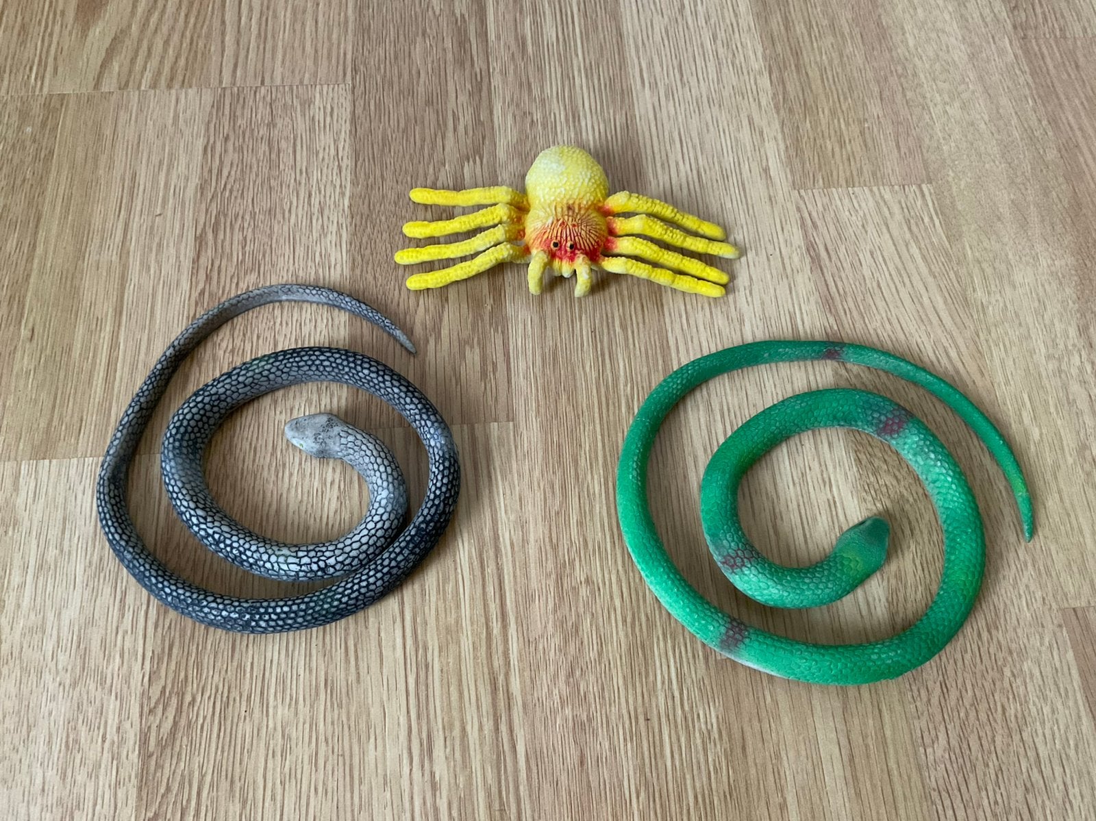 Plastic dieren spin en twee slangen, Ophalen of Verzenden, Gebruikt, Jongen of Meisje