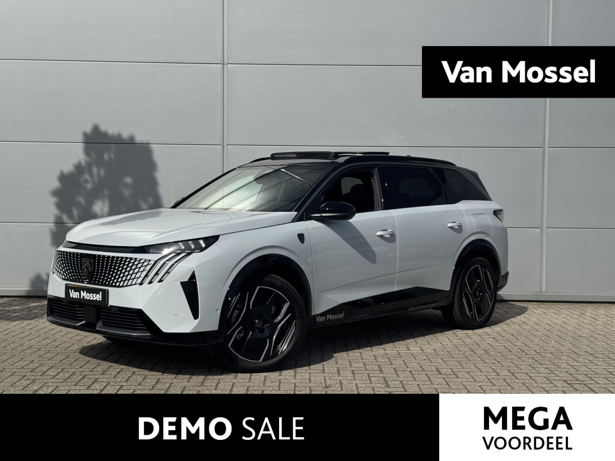 Peugeot e-5008 GT Exclusive 73 kWh 7p | Panoramisch schuifda, Auto's, 213 pk, 7 stoelen, Wit, 1000 kg