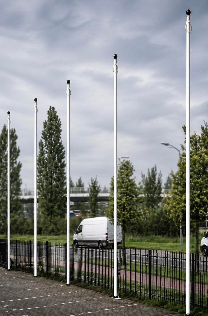 aluminium vlaggenmasten van 8 meter hoog, Ophalen, Gebruikt