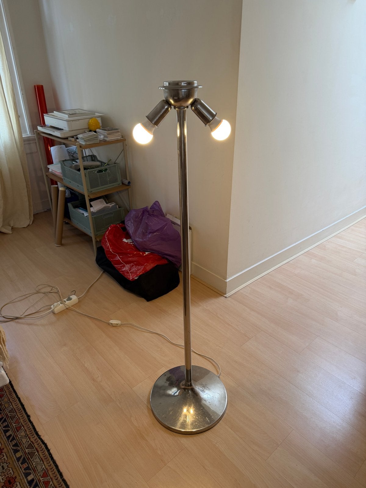 Vintage metalen vloerlamp zonder kap, Huis en Inrichting, Gebruikt, 100 tot 150 cm, Metaal, E27 (groot)