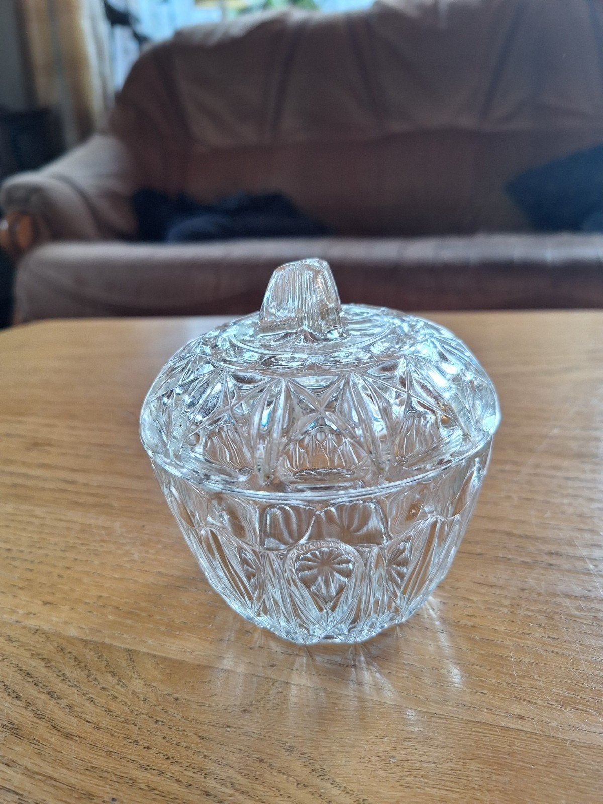 Vintage Kristallen Bakje met Deksel doorsnee 19 cm hoogte, Ophalen