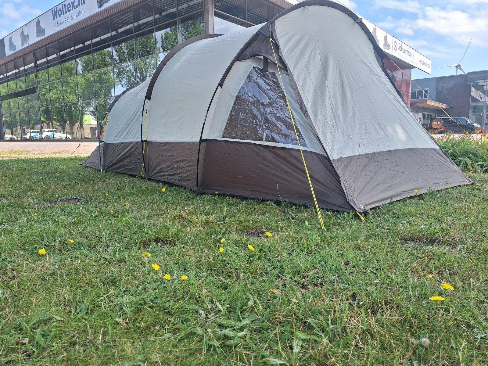 Redwood Dawn 200 tunneltent - 2 persoons, Ophalen, Zo goed als nieuw, Tot en met 2