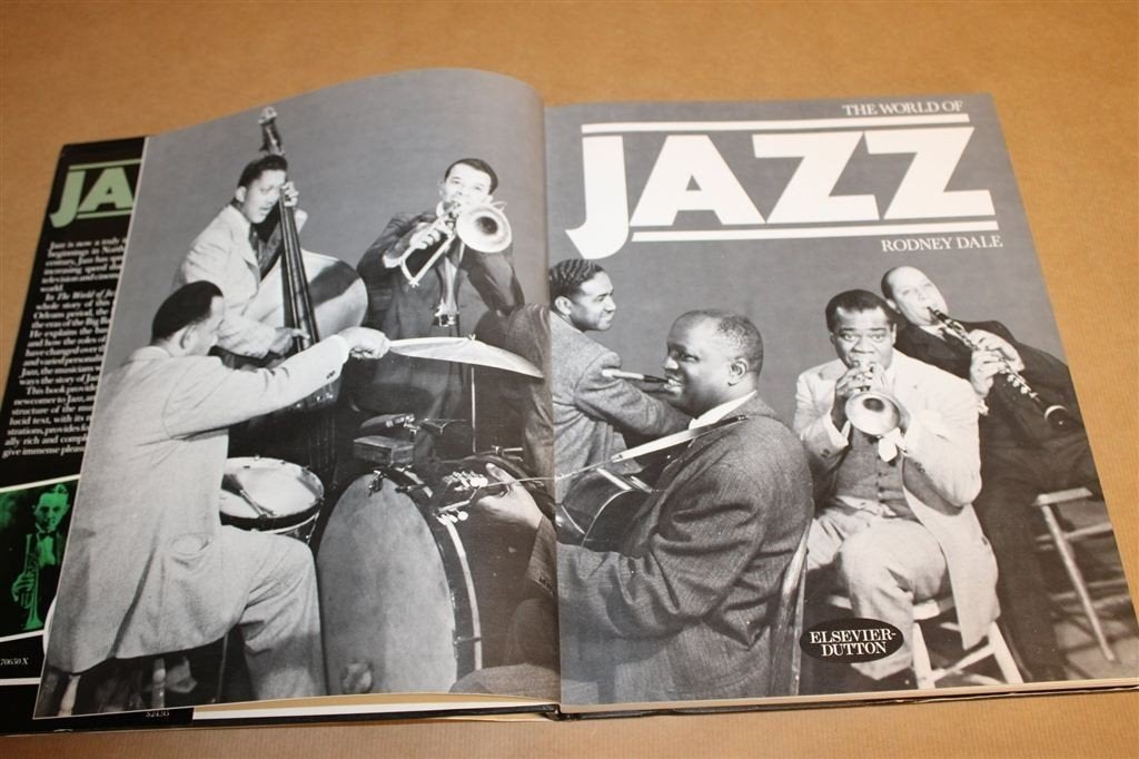 World of Jazz — Geschiedenis & Biografieën, Fotoboek 1980, Ophalen of Verzenden, Gelezen, Genre of Stijl