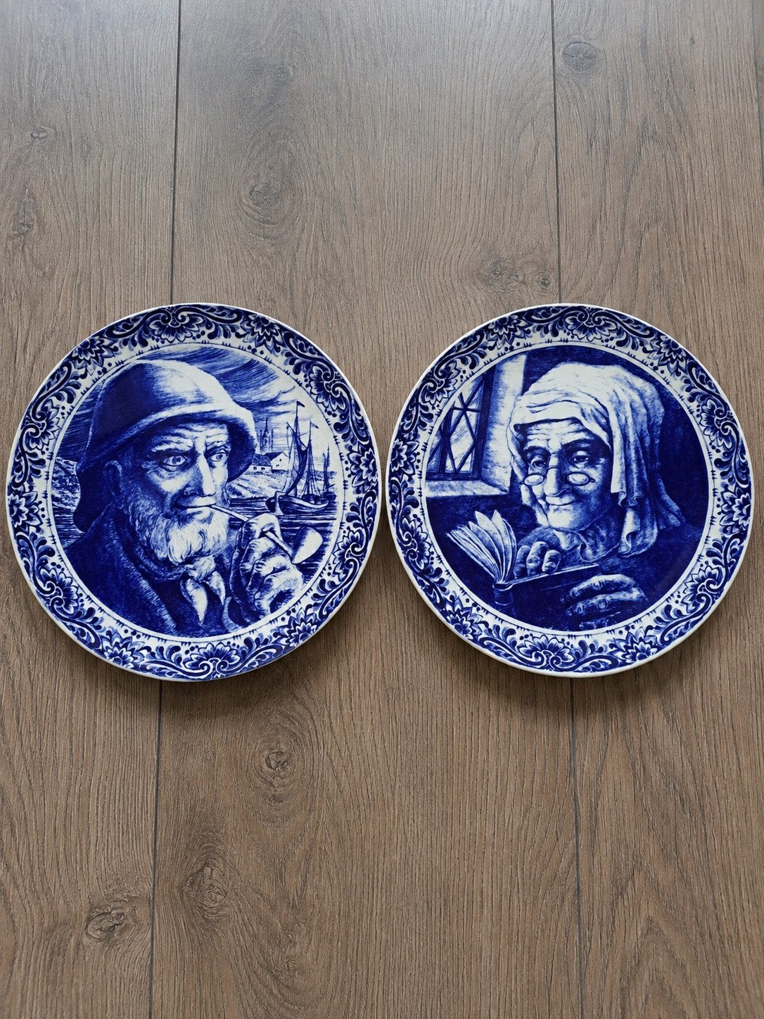 2 Delfstblauwe wandborden (Boch Belgium), Ophalen
