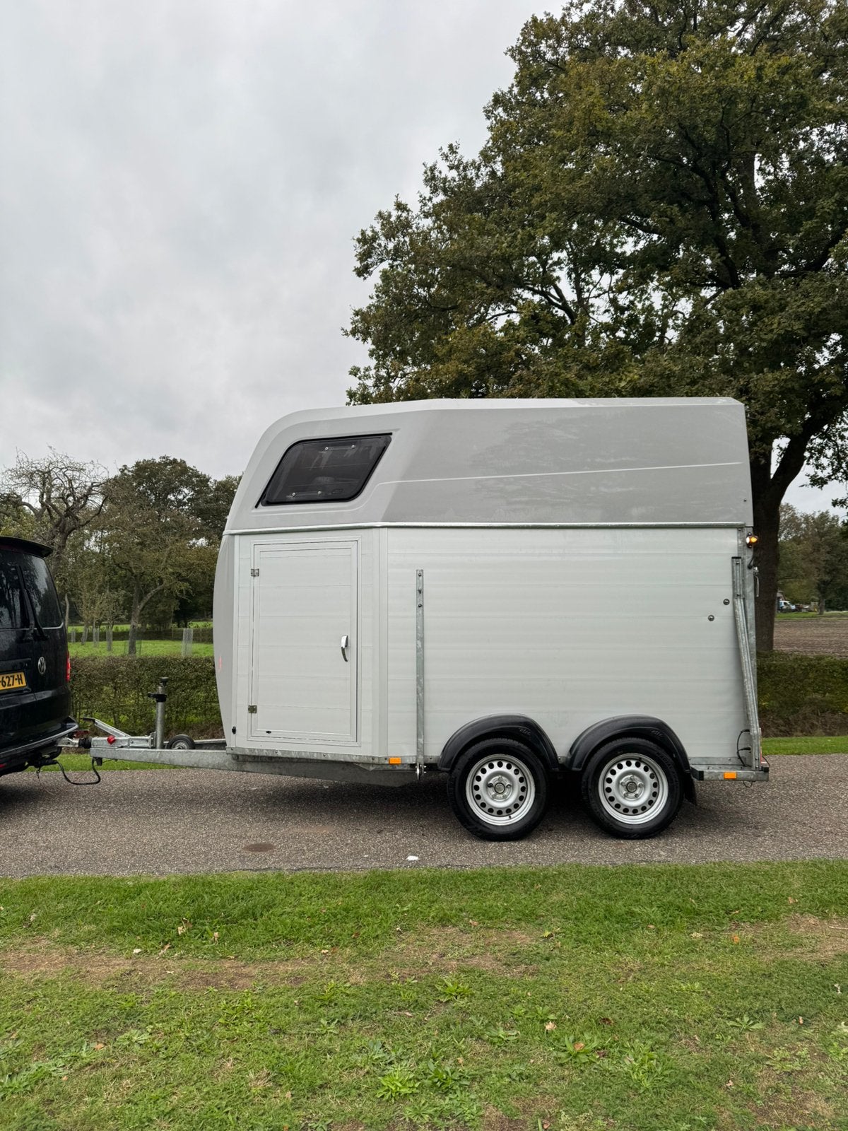 Nieuwstaat! Atec Thensa XL luxe uitvoering! Vol Aluminium, Ophalen, Zo goed als nieuw, Aluminium, 2-paards trailer