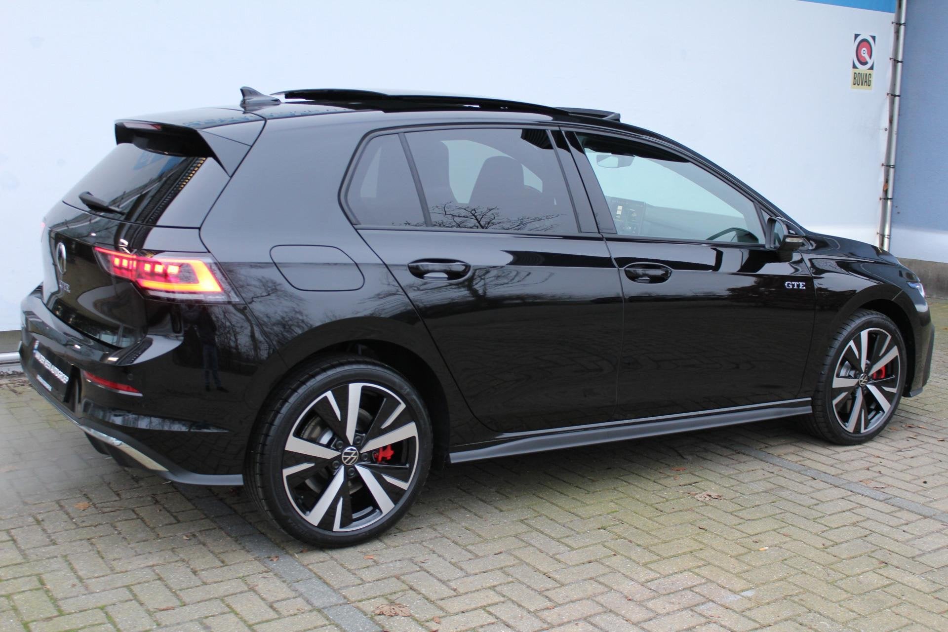 Volkswagen Golf 8.5 1.5 eHybrid GTE 272 Pk | Panorama dak |, Stof, 4 cilinders, Met garantie (alle), 150 min