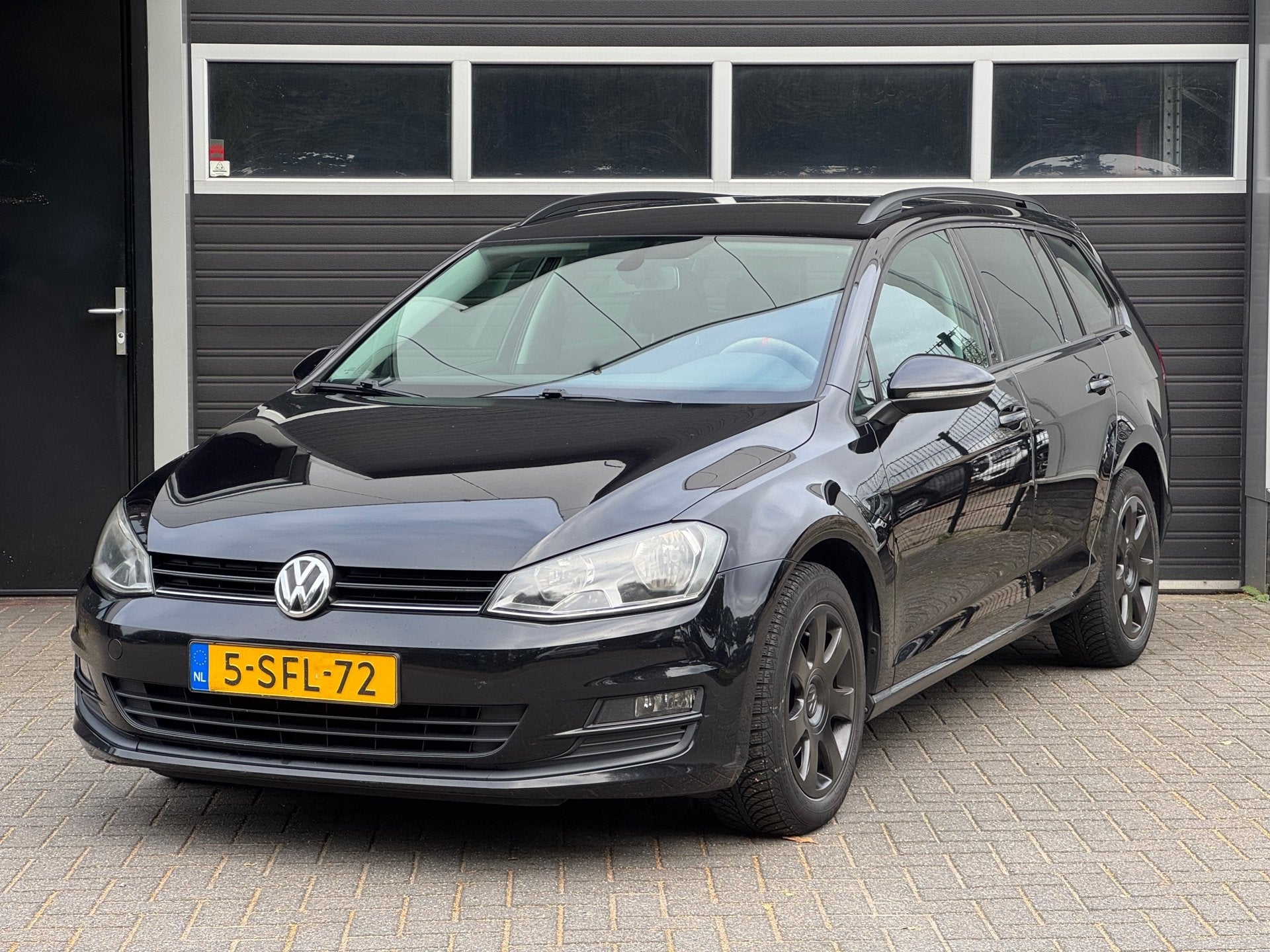 Volkswagen Golf Variant 1.6 TDI Comfortline CLIMA NAVI, Auto's, Voorwielaandrijving, Gebruikt, 4 cilinders, Zwart