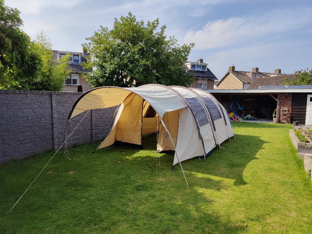 Tunneltent 4 persoons, Caravans en Kamperen, Tenten, Ophalen, Zo goed als nieuw, Tot en met 4