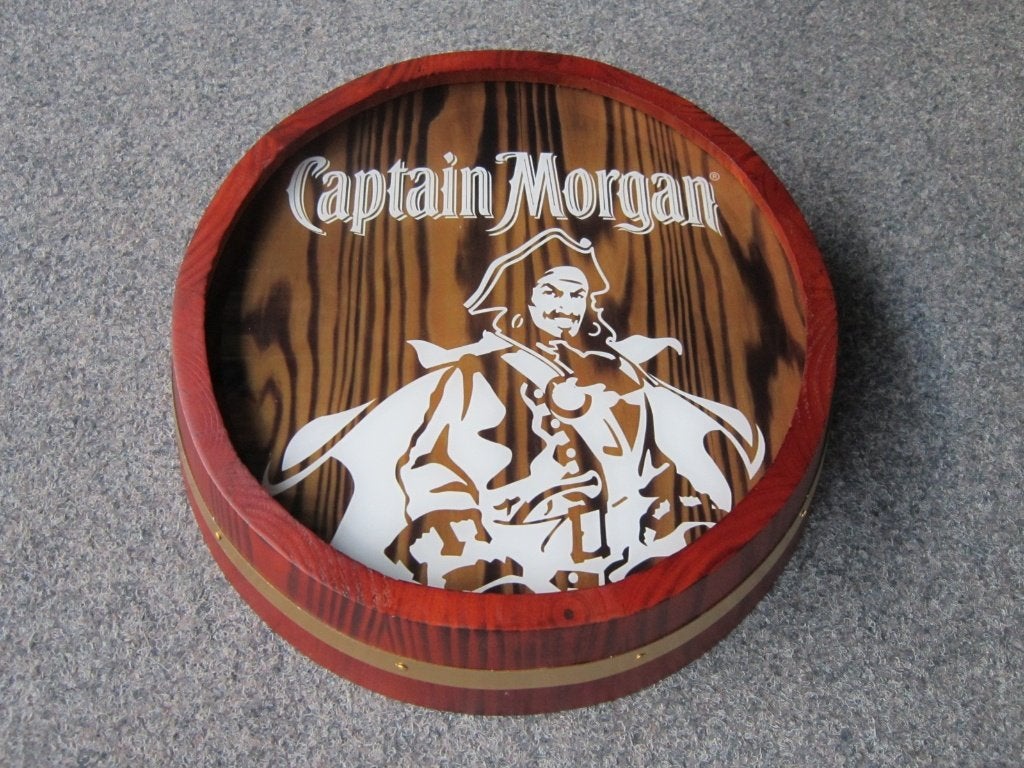 CAPTAIN MORGAN LED LICHTRECLAME, Verzamelen, Ophalen, Nieuw, Lichtbak of (neon) lamp