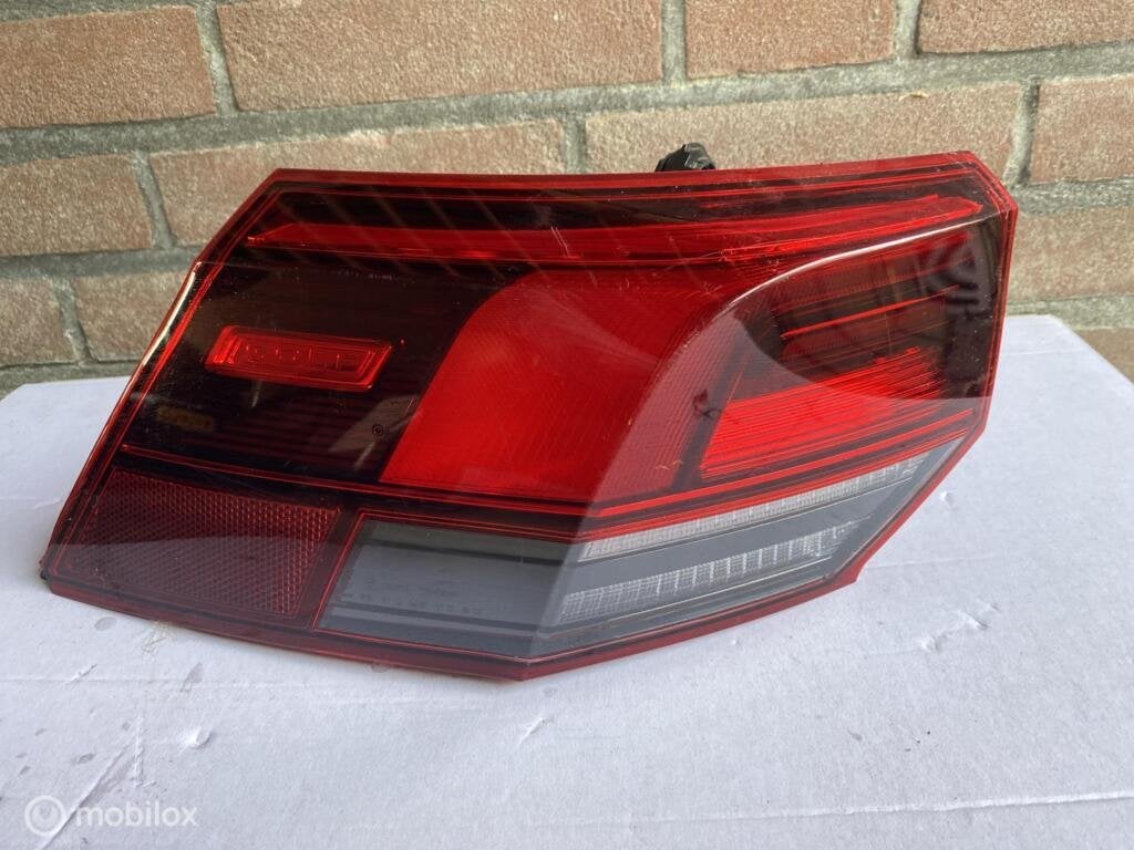 Volkswagen Golf VIII ('20-'24) Achterlicht LED 5H094505095C, Gebruikt, Volkswagen, Ophalen of Verzenden