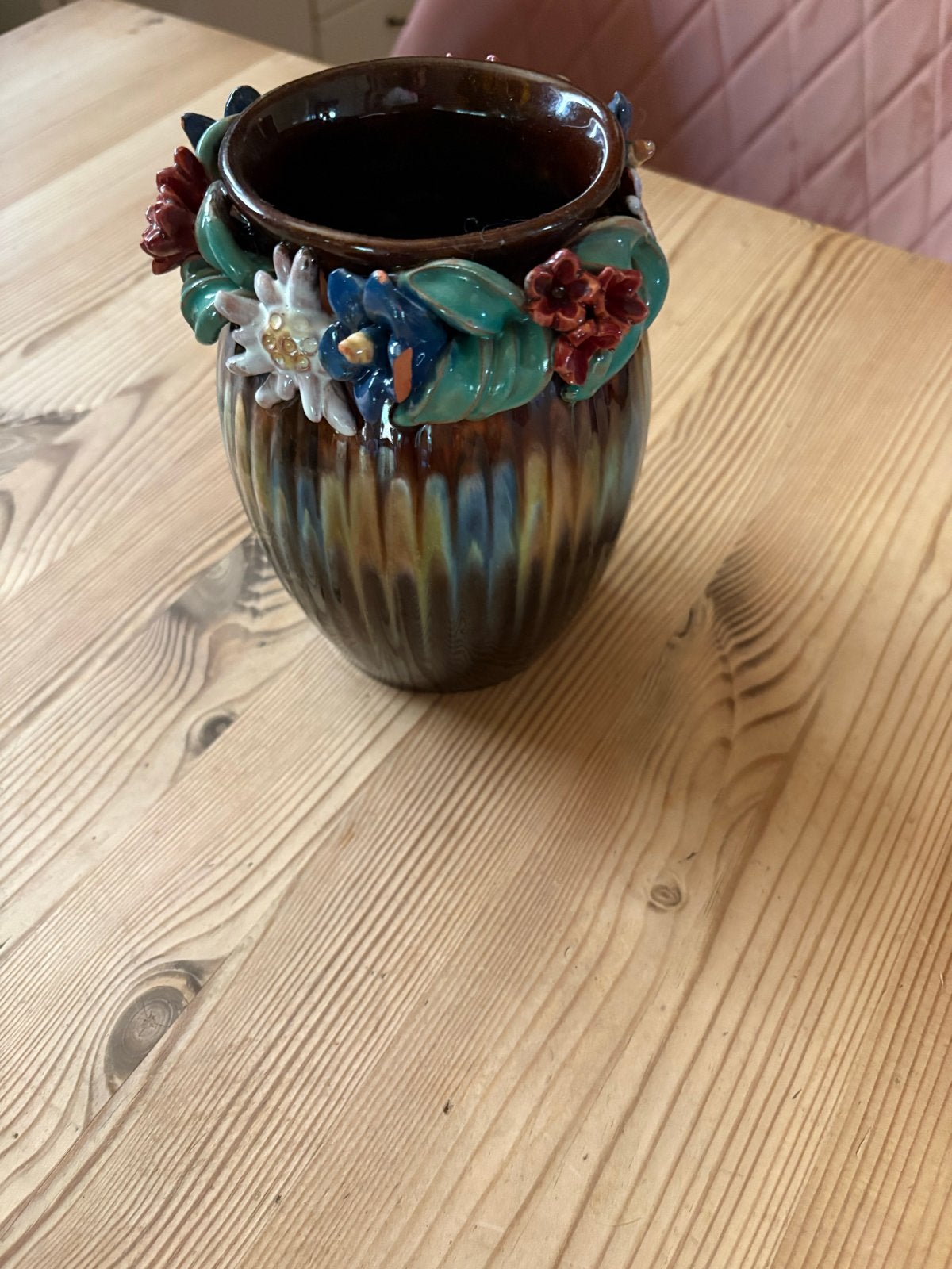 Vintage aardewerk vaas met bloemdecoratie uit Oostenrijk, Ophalen