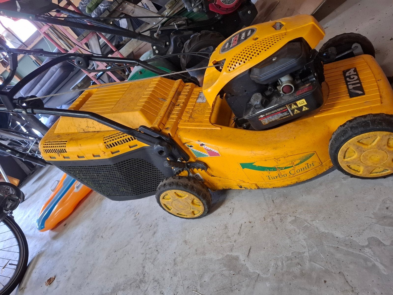 Nette stiga turbo combi met aandrijving, Ophalen, Zo goed als nieuw