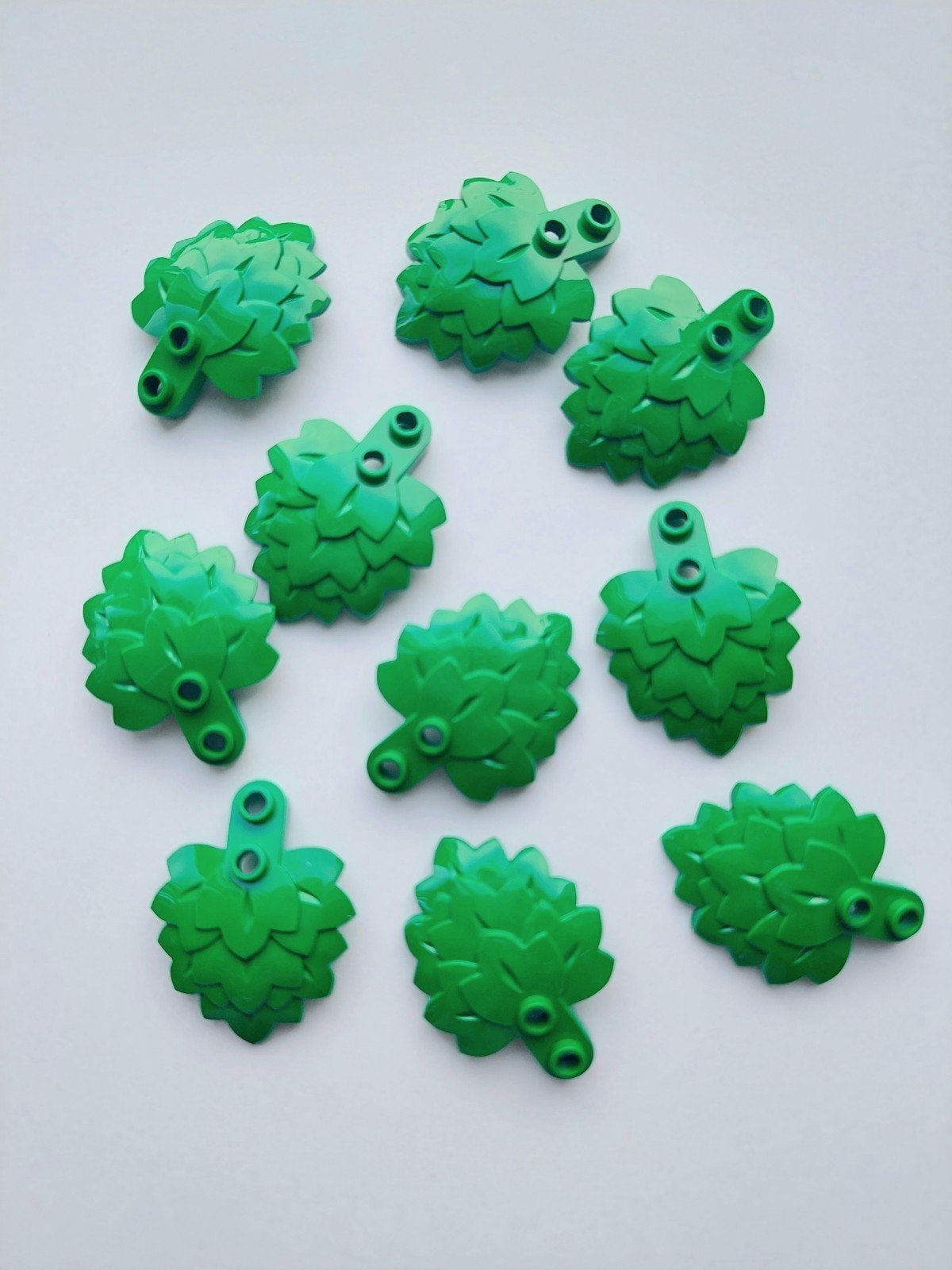 LEGO - 10x bladeren/plant onderdelen - groen, Kinderen en Baby's, Speelgoed | Duplo en Lego, Ophalen of Verzenden, Nieuw, Losse stenen