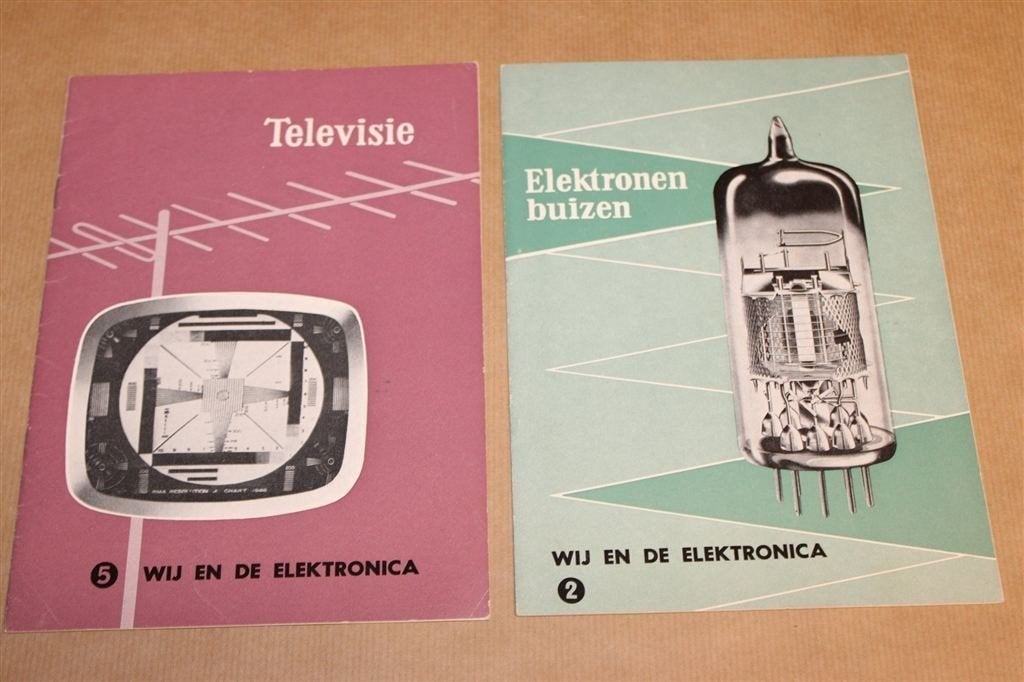 Wij en de Elektronica — TV en Elektronenbuizen 1962 Philips, Boeken, Ophalen of Verzenden, Gelezen, Elektrotechniek