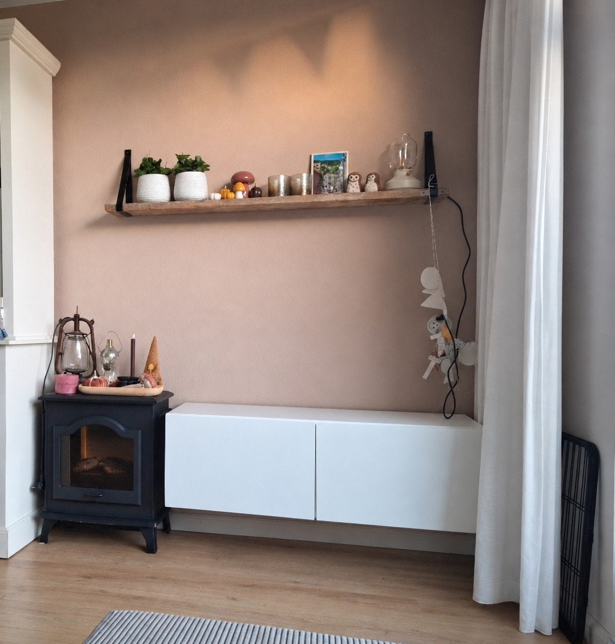 tv meubel Besta , zgan, Huis en Inrichting, Ophalen, 100 tot 150 cm, Zo goed als nieuw, Minder dan 100 cm