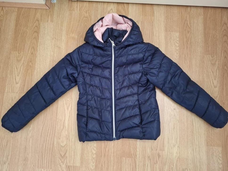 H&M meisjesjas tussenjas blauw maat 128 afneembare capuchon, Meisje, H&M, Ophalen of Verzenden, Zo goed als nieuw