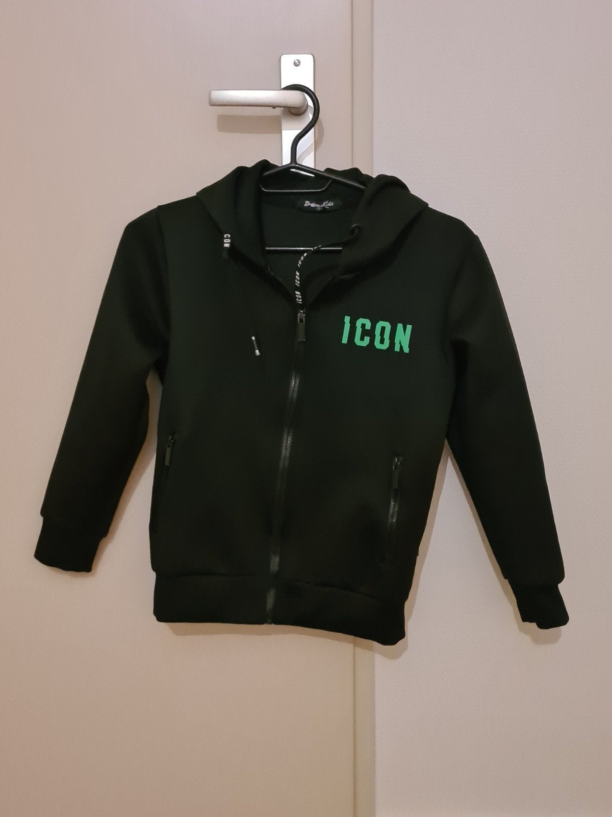 cool Icon joggingpak mt 140/146, Ophalen, Icon, Zo goed als nieuw, Setje