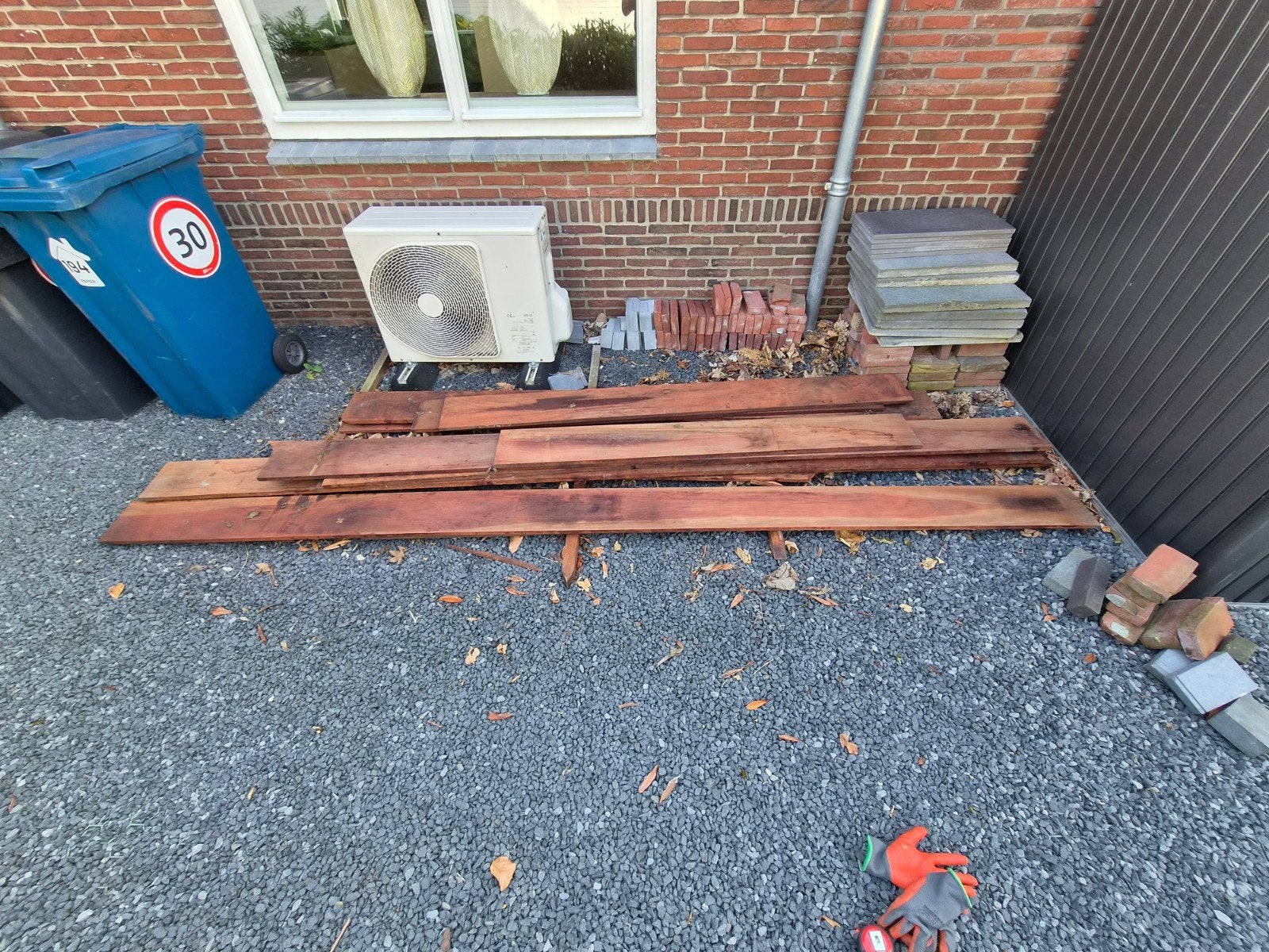 Azobe hardhout planken, 12 stuks, 20mm dik, 2-3.5m lang, Ophalen, Minder dan 25 mm, Nieuw, 250 tot 300 cm