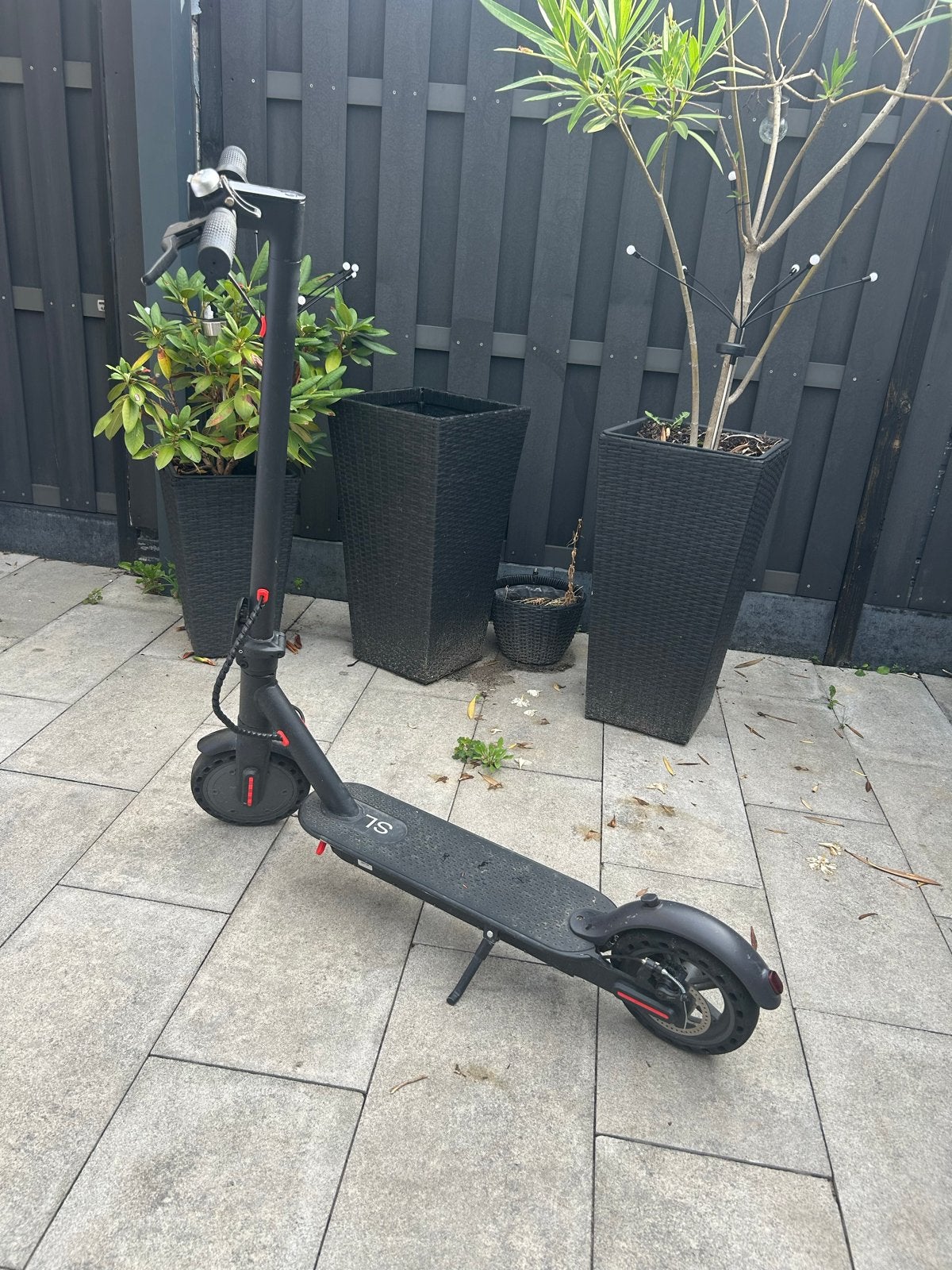 Elektrische step - gaat niet meer aan, Ophalen of Verzenden, Zo goed als nieuw, Elektrische step (E-scooter)