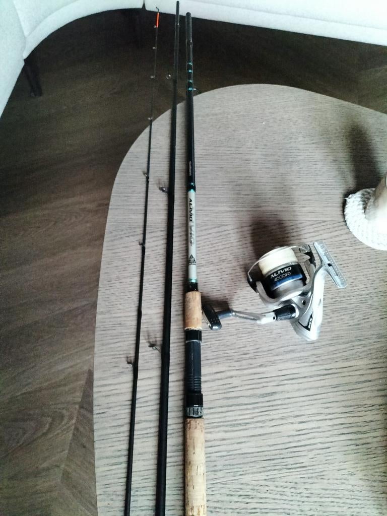 Shimano Alivio light feeder  + alivio 4000 molen, Ophalen, Molen