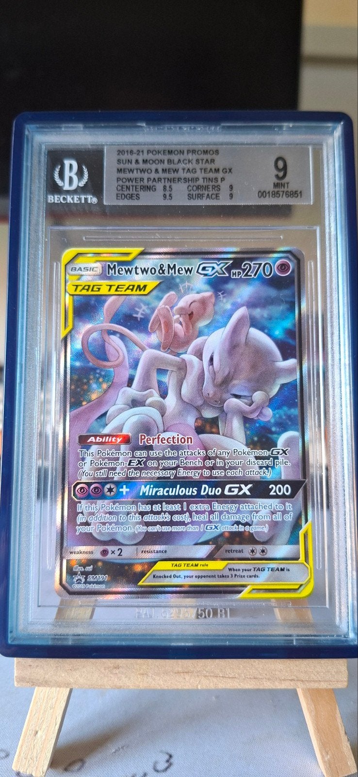 Mewtwo & Mew GX TAG TEAM PSA 9 Pokemon kaart, Ophalen of Verzenden, Zo goed als nieuw, Losse kaart