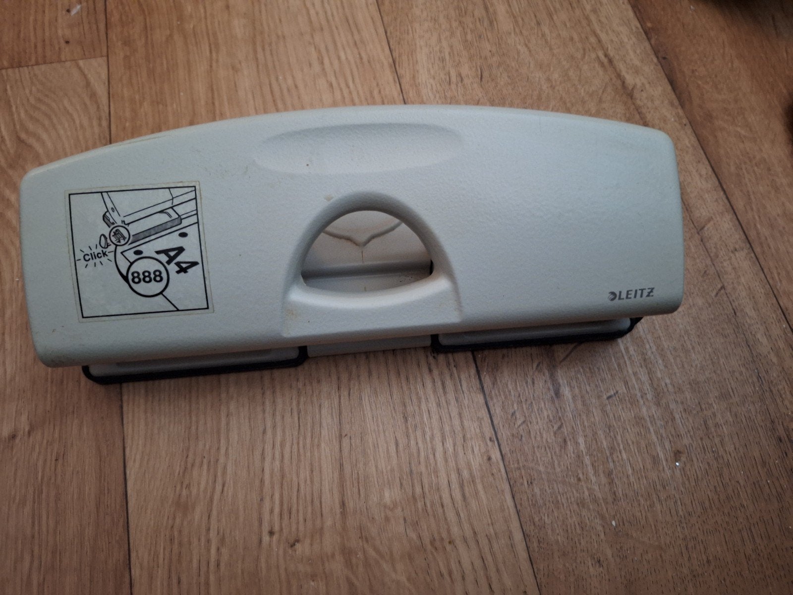 Leitz perforator voor A4-papier, Ophalen of Verzenden, Gebruikt