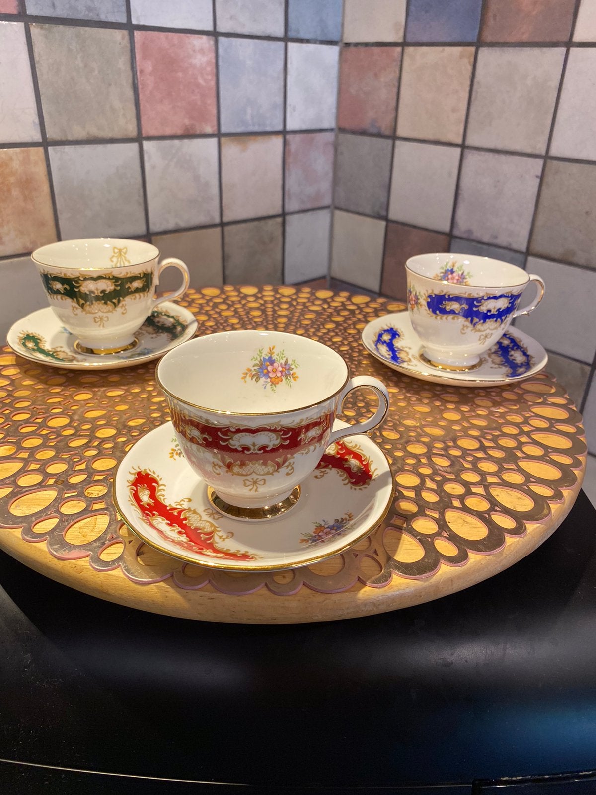 Queen Anne,Bone China F-96-5,3 kop en schotels,Ridgway Potte, Antiek en Kunst, Ophalen of Verzenden