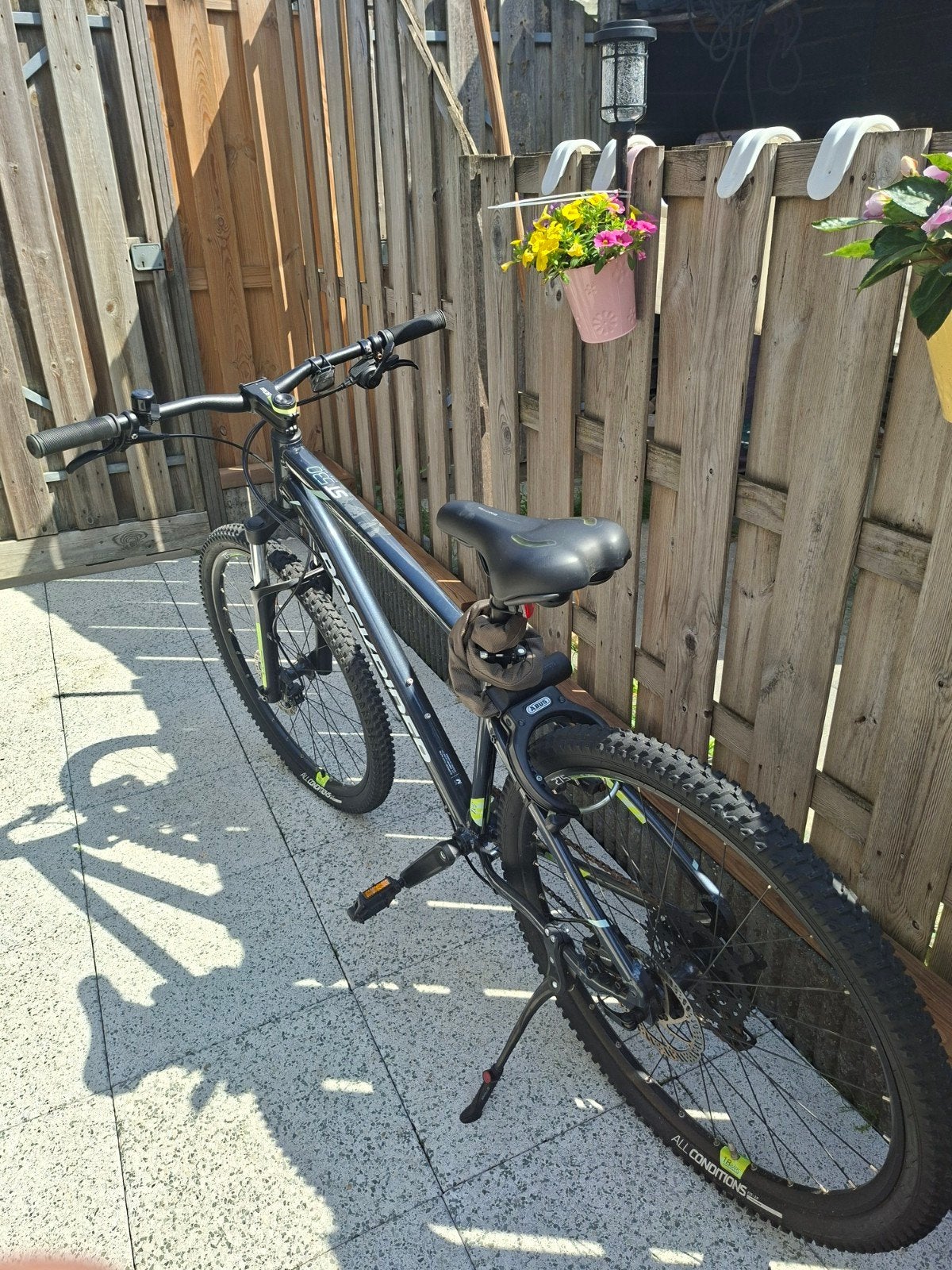 Bijna nieuwe mountainbike - Slechts 3 keer gebruikt!, Fietsen en Brommers, Fietsen | Mountainbikes en ATB, Ophalen, Nieuw
