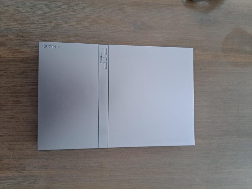 PlayStation 2 set met 2 controllers, 5 spellen en extra's, Spelcomputers en Games, Spelcomputers | Sony PlayStation 2, Gebruikt