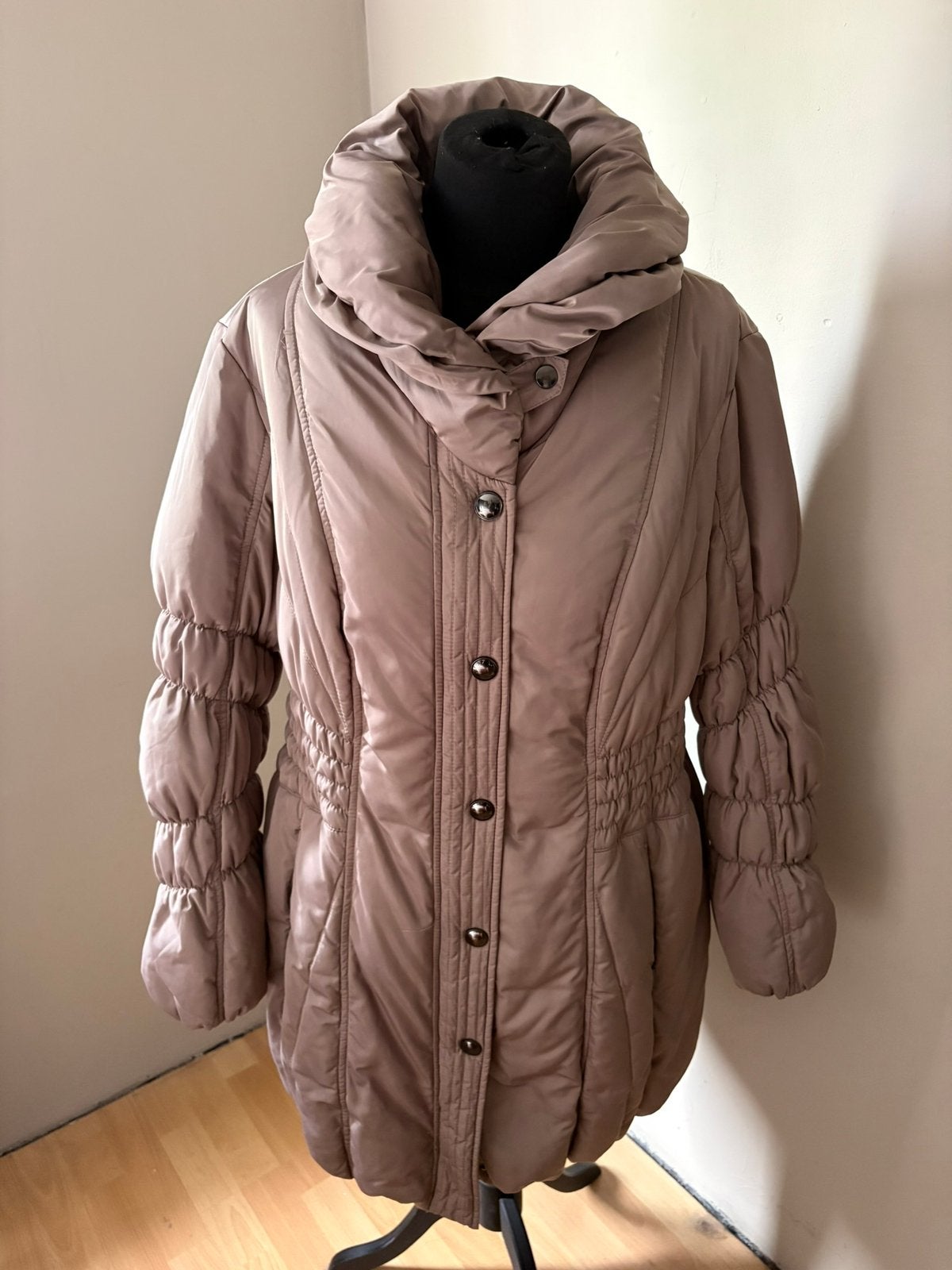 C&A The Outerwear mooie dons winterjas mt 42 ZGAN, Ophalen of Verzenden, Zo goed als nieuw, Maat 42/44 (L), Bruin