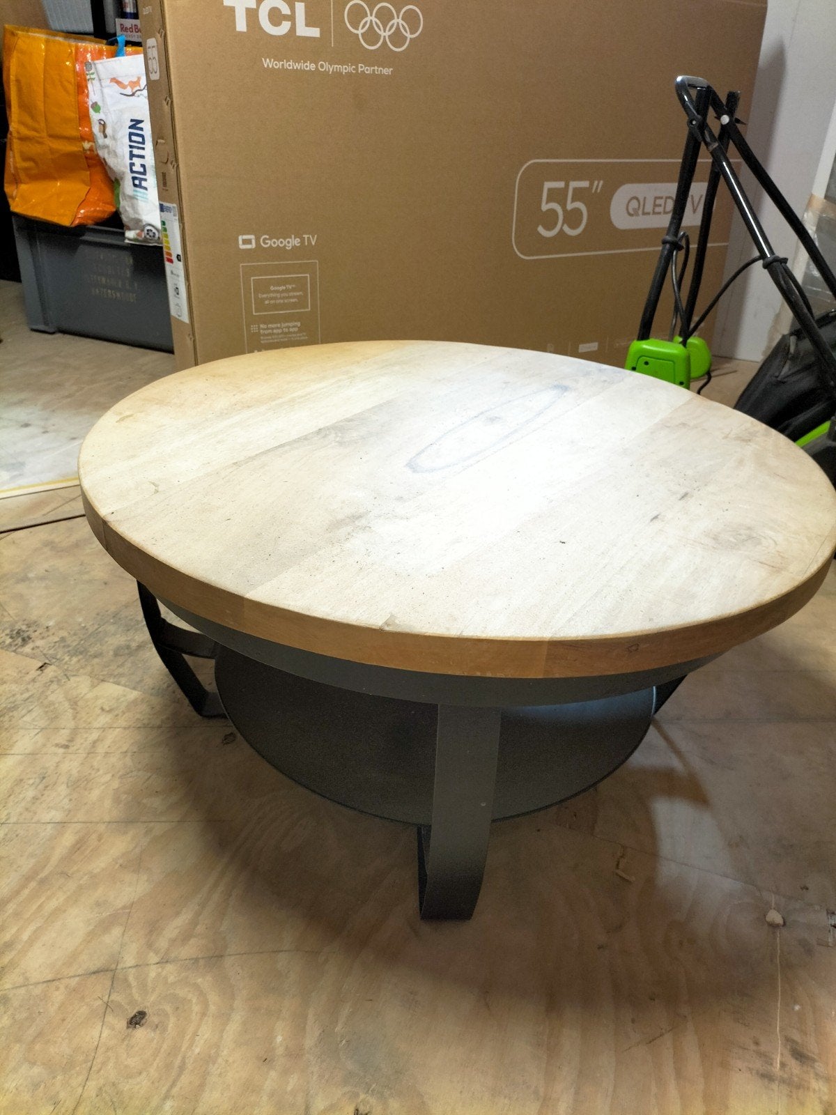 Ronde salontafel van mango hout en zwart metaal, 70 cm, Gebruikt, 50 tot 100 cm, Rond, 50 tot 100 cm