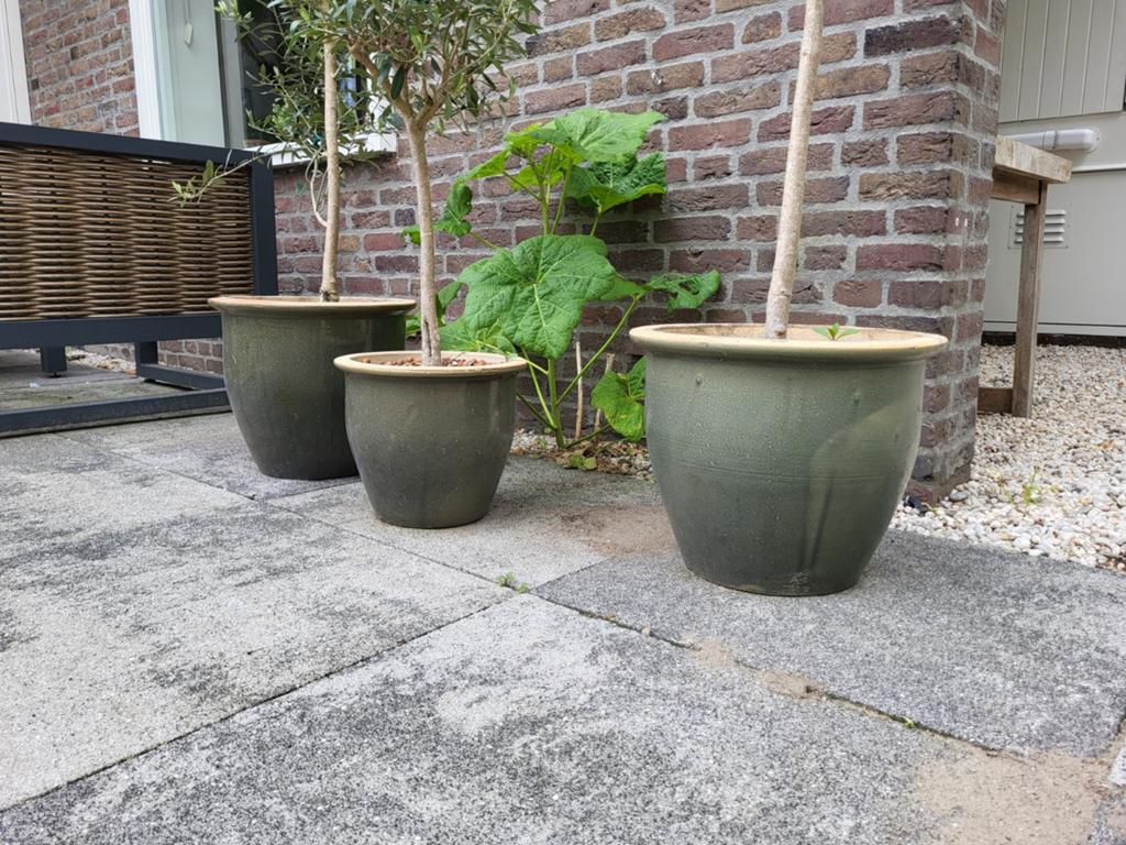 3 zware aardewerk potten in 1 koop - diverse maten, Ophalen, Steen, Gebruikt, Minder dan 30 cm