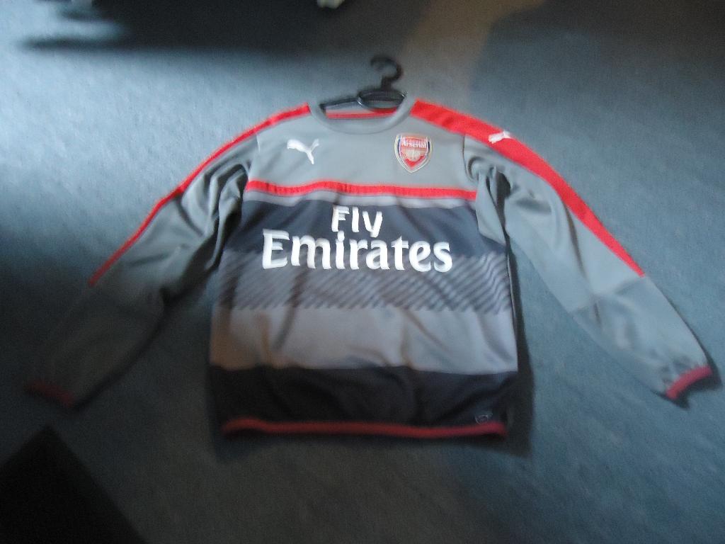 ARSENAL shirt maat 164 met lange mouwen, Maat XS of kleiner, Verzenden, Zo goed als nieuw, Shirt