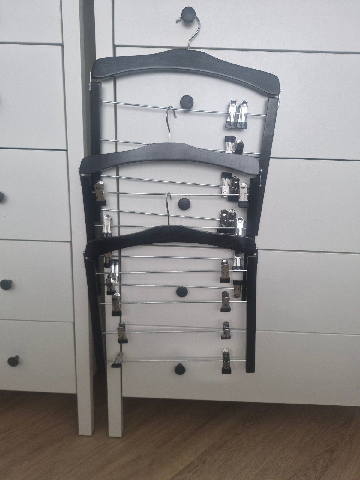 Broekhangers met klemmen - Set van 3, Ophalen of Verzenden, Zo goed als nieuw, Hout, Volwassenen