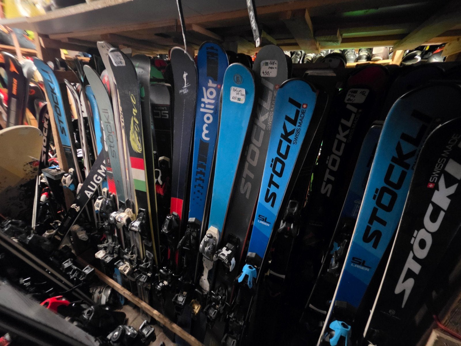 SKIS EN SCHOENEN ALLE MATEN EN MODELLEN MET VAKKUNDIG ADVIES, Sport en Fitness, 160 tot 180 cm, Ophalen of Verzenden, Zo goed als nieuw