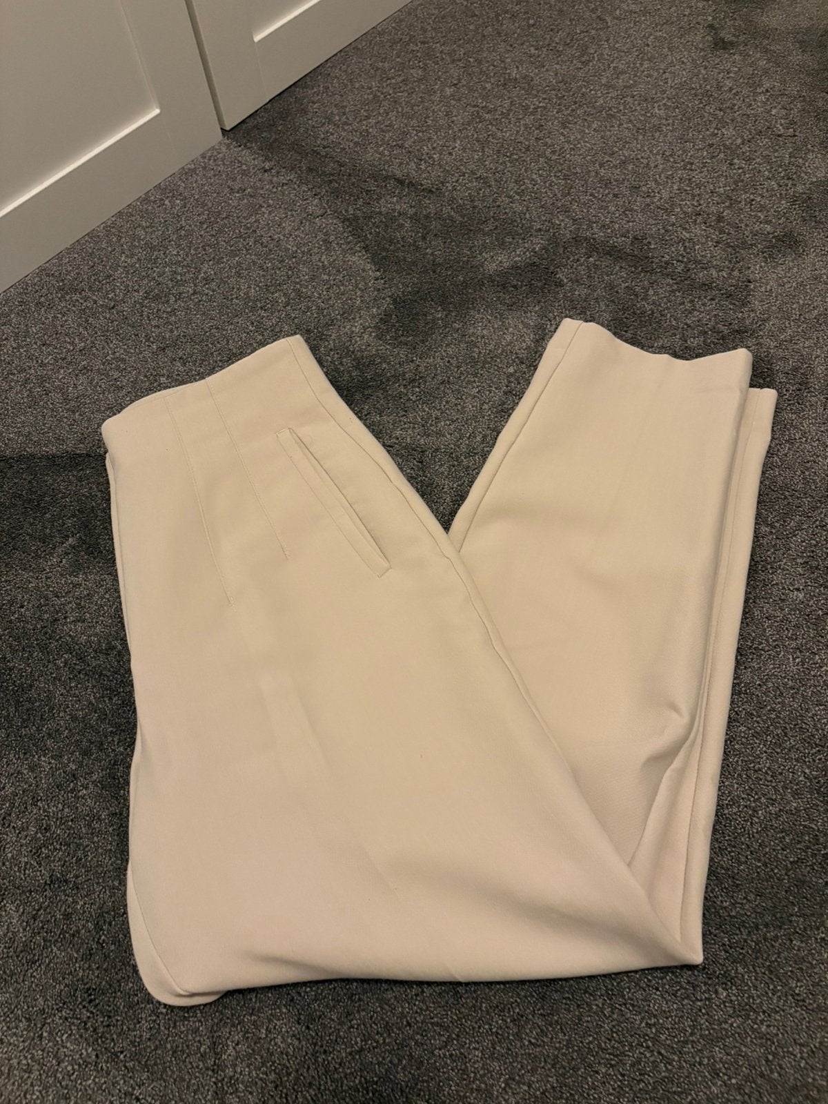 Zara beige pantalon, Maat 38/40 (M), Beige, Ophalen of Verzenden, Zo goed als nieuw