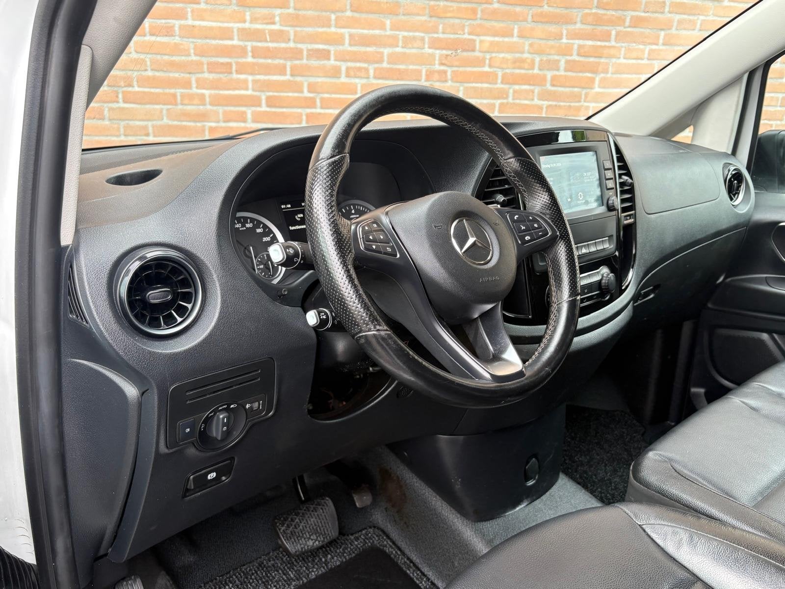 Mercedes-Benz Vito 114CDI 136PK Lang 9G-Tronic / Distronic /, Auto's, Automaat, Gebruikt, 4 cilinders, Met garantie (alle)