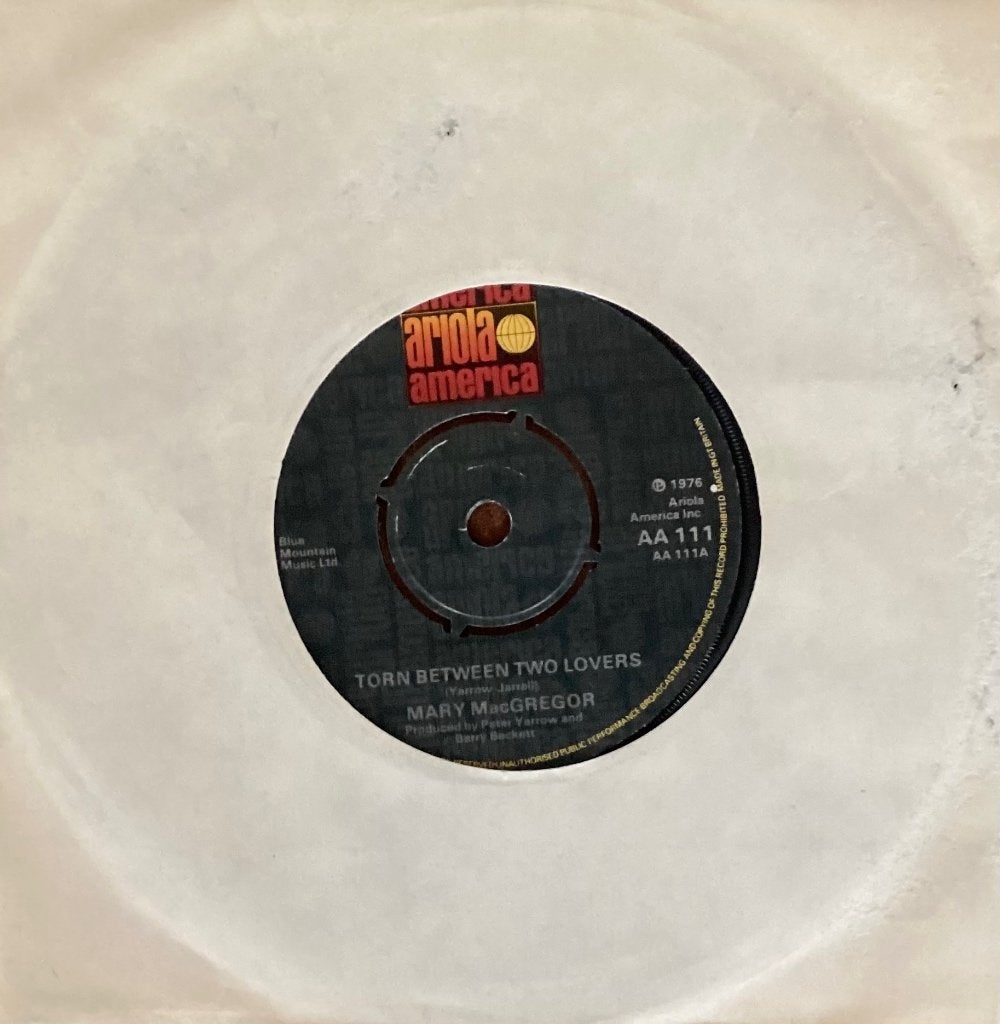 Mary MacGregor - Torn between two lovers, Gebruikt, 7 inch, Ophalen of Verzenden, Pop
