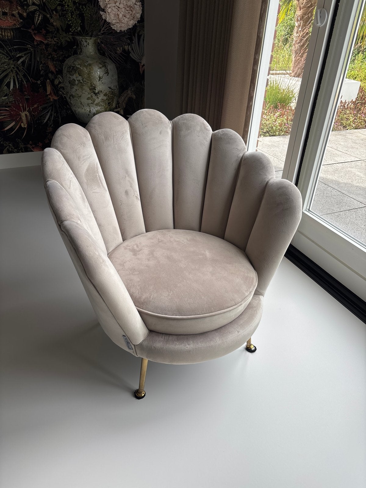 Luxe schelp fauteuil - Beige velours, Ophalen, Gebruikt, Stof, 75 tot 100 cm