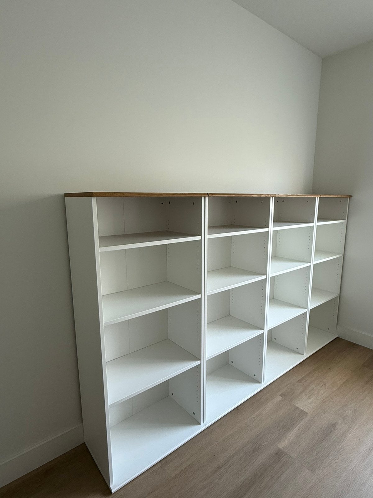 MOET SNEL WEG!!! SKRUVBY IKEA boekenkasten, Ophalen, Zo goed als nieuw, 25 tot 50 cm, 50 tot 100 cm