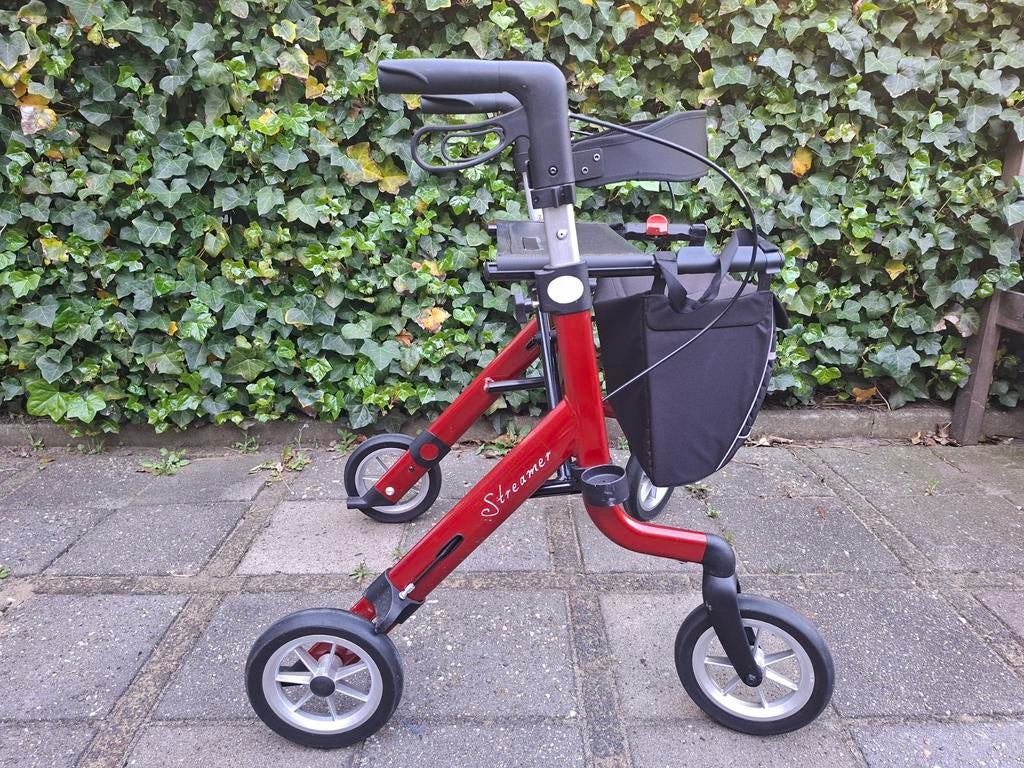 Rollator Streamer Super lichtgewicht, Diversen, Rollators, Ophalen, Opvouwbaar, Zo goed als nieuw