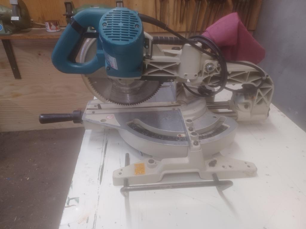 Makita LS1013 Afkortzaag, Doe-het-zelf en Verbouw, Gereedschap | Zaagmachines, Ophalen, Gebruikt, 70 mm of meer, Makita