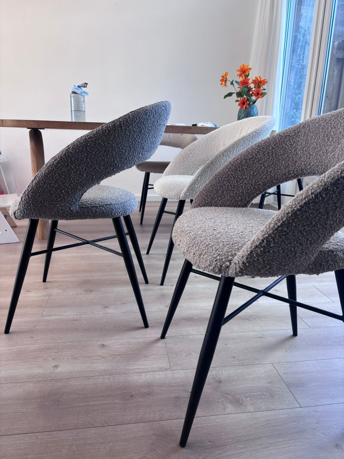 6 eetkamer stoelen, maar 3 jaar oud!, Ophalen, Zo goed als nieuw, Grijs, Vijf, Zes of meer stoelen