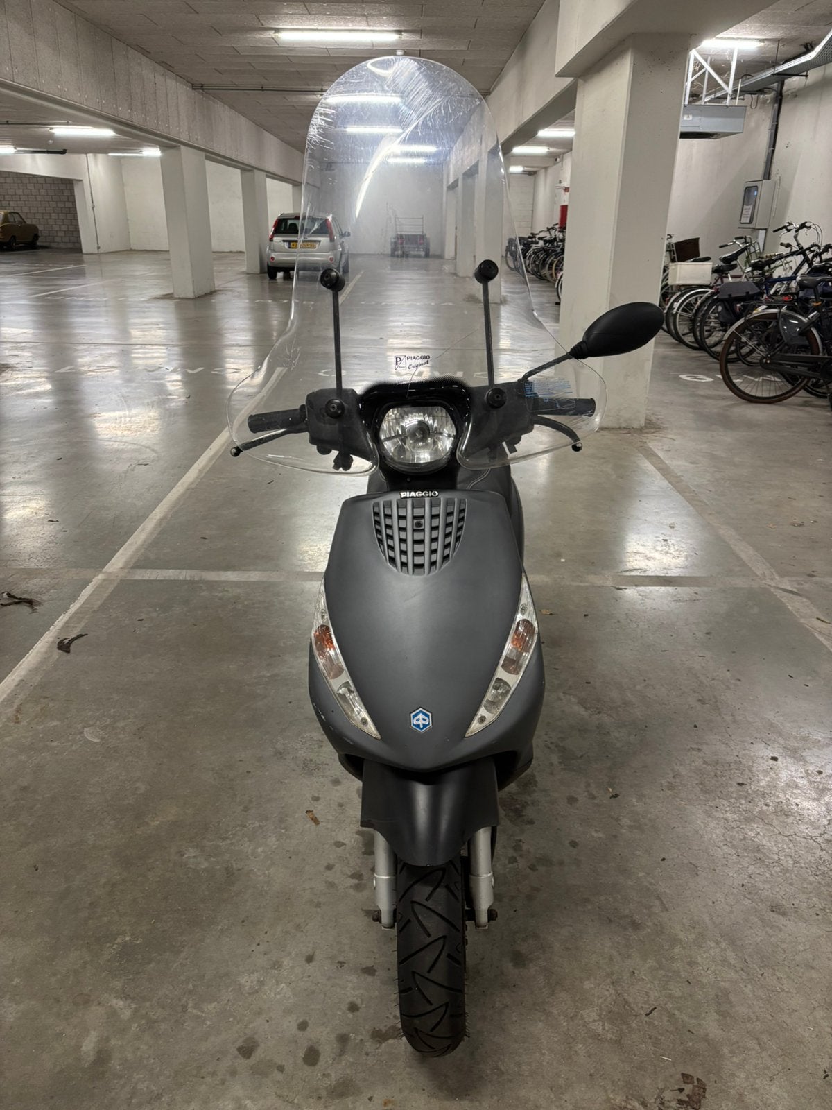 Piaggio Zip 4T Snor Scooter uit 2017 te koop, Fietsen en Brommers, Scooters | Piaggio, Ophalen, Zo goed als nieuw, Benzine, Zip