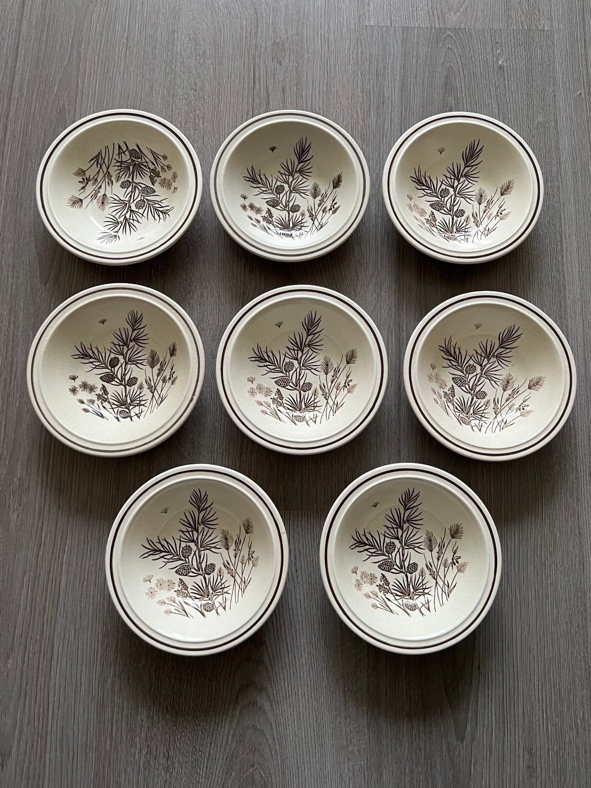 Set van 8 vintage schaaltjes Pinewood England bakjes retro, Huis en Inrichting, Ophalen of Verzenden, Overige stijlen, Schaal of Schalen