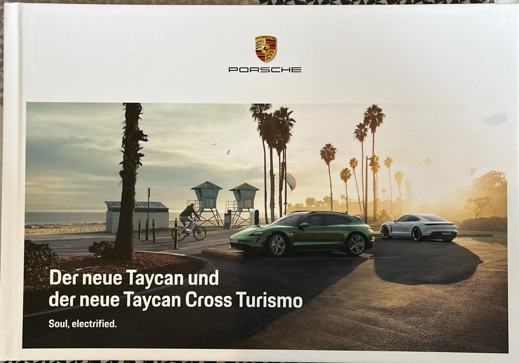 Porsche Taycan & Taycan Cross Turismo Brochure (Duits), Ophalen of Verzenden, Nieuw, Porsche