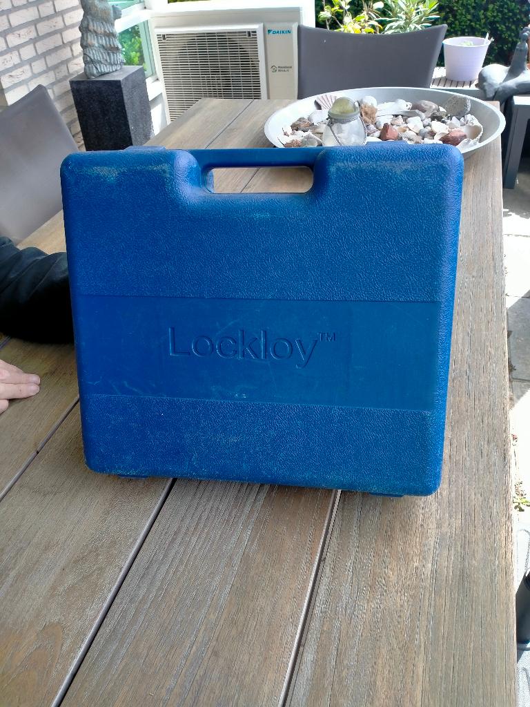Lockloy wielklem, Ophalen, Gebruikt
