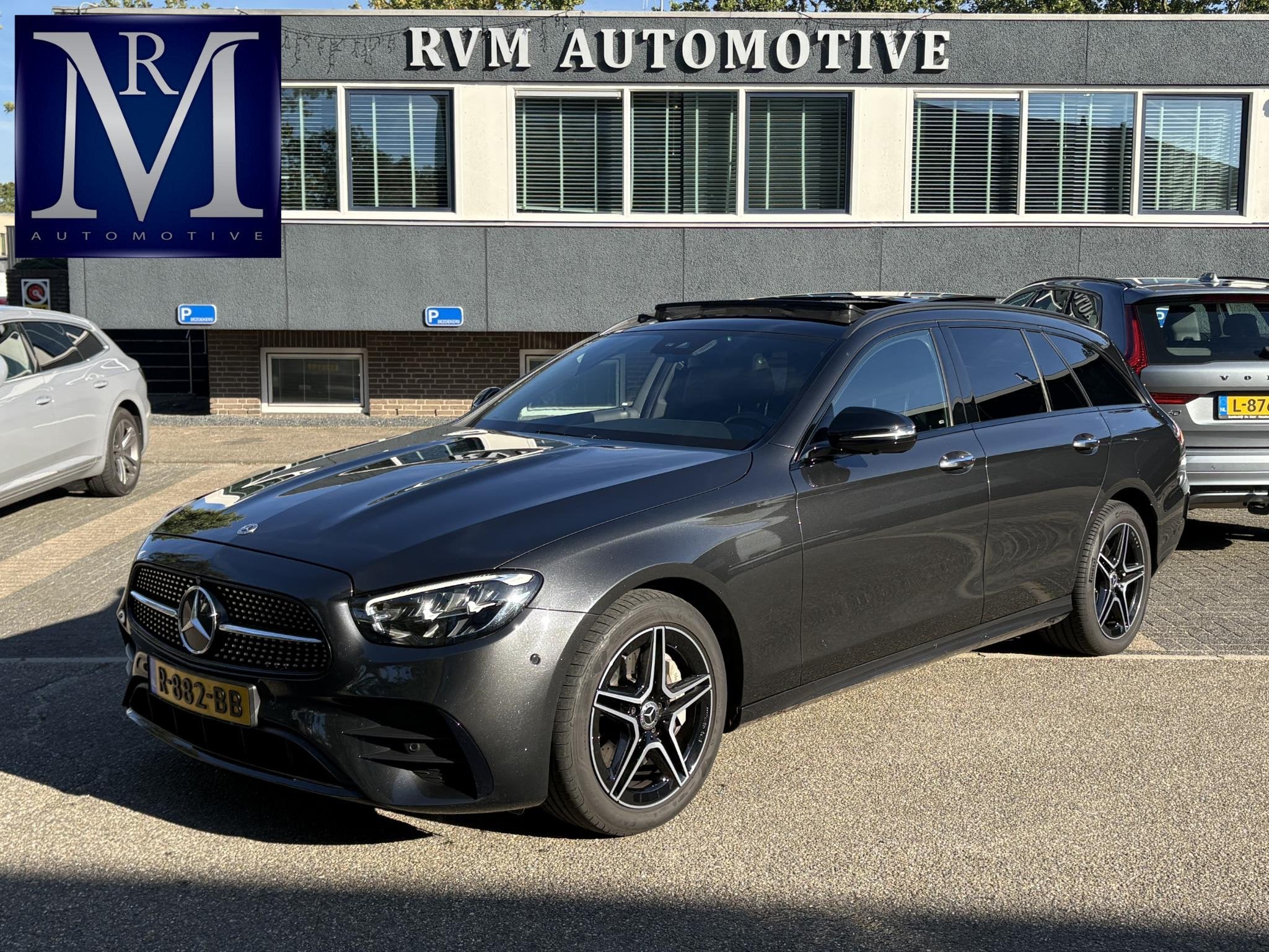 Mercedes-Benz E-klasse Estate 300 e Business Solution AMG ME, Auto's, Dealer onderhouden, Gebruikt, 4 cilinders, 320 pk