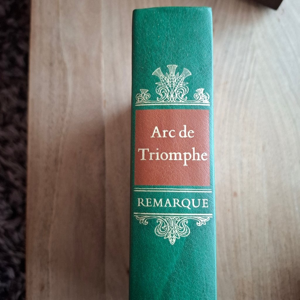 Arc de triomphe erich maria remarque, Boeken, Ophalen of Verzenden, Gelezen