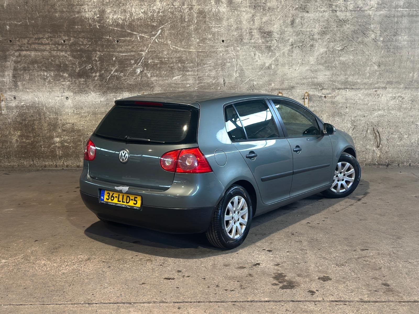 Volkswagen Golf 1.6 Turijn | Autom. Airco | Cruise Control |, Auto's, Volkswagen, Voorwielaandrijving, Stof, Gebruikt, Zwart